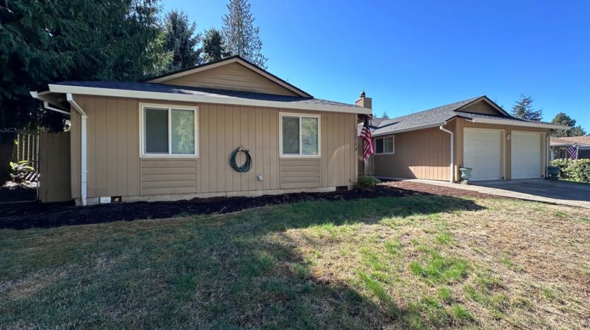 40000 McCormick Dr   - Sandy - Oregon - 2 bed, 1 bath rental property