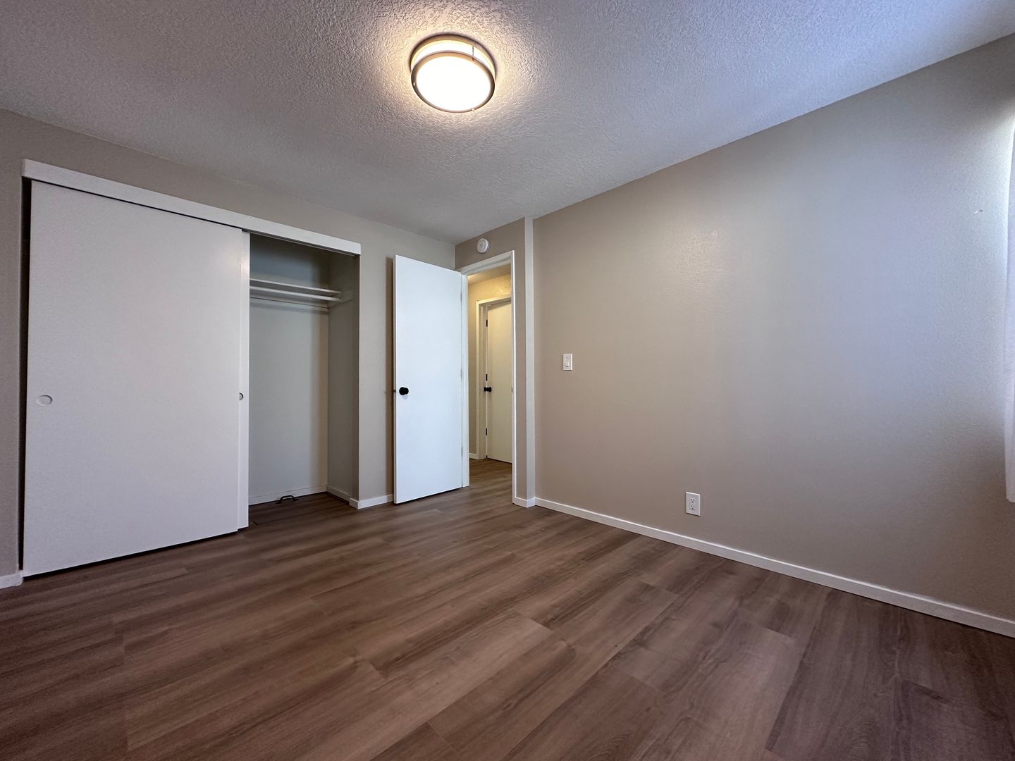 40000 McCormick Dr   - Sandy - Oregon - 2 bed, 1 bath rental property