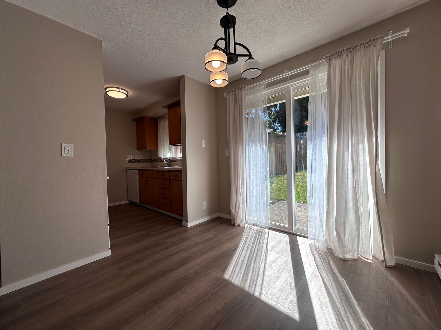 40000 McCormick Dr   - Sandy - Oregon - 2 bed, 1 bath rental property