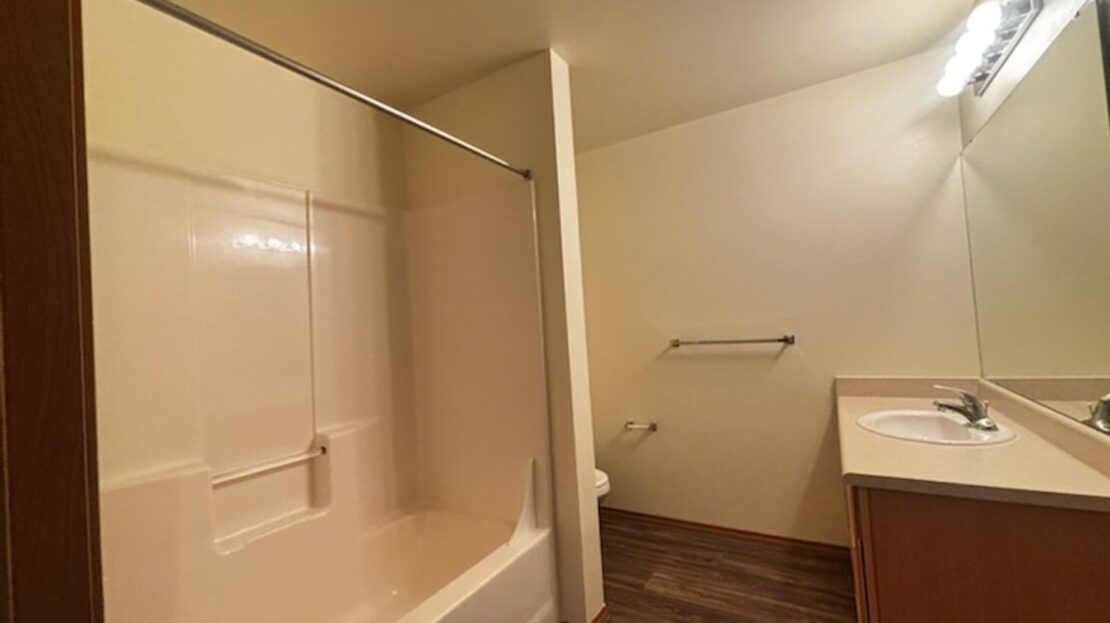 4018 Northwest Avenue - Bellingham - Washington - 1 bed, 1 bath rental property