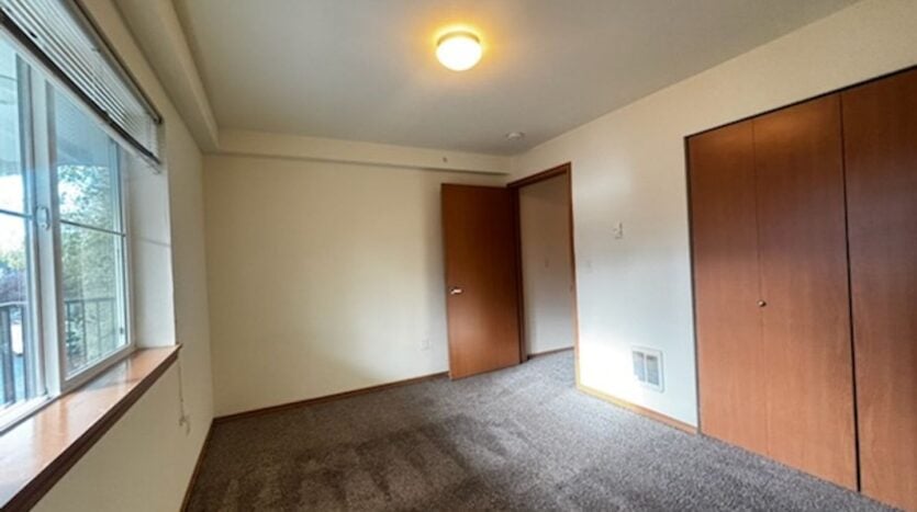 4018 Northwest Avenue - Bellingham - Washington - 1 bed, 1 bath rental property