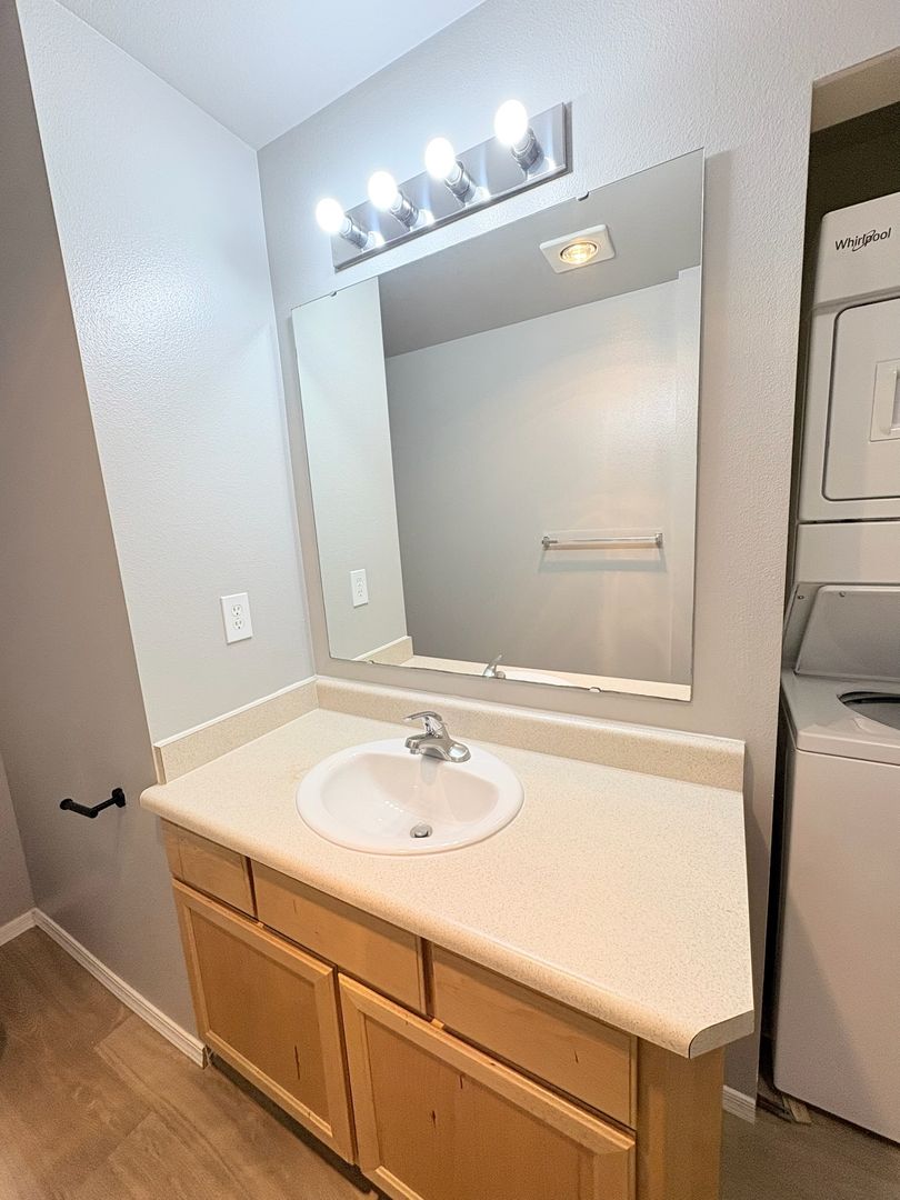 4018 Northwest Avenue - Bellingham - Washington - 2 bed, 2 bath rental property