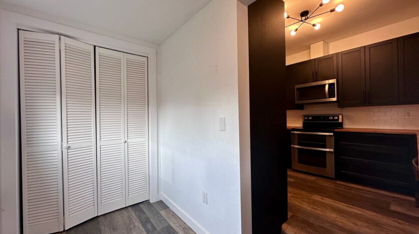 405 E Arlington St.  - Gladstone - Oregon - 4 bed, 2 bath rental property