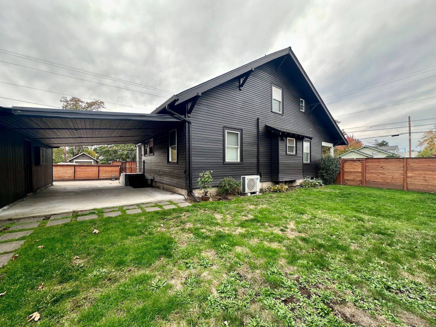 405 E Arlington St.  - Gladstone - Oregon - 4 bed, 2 bath rental property