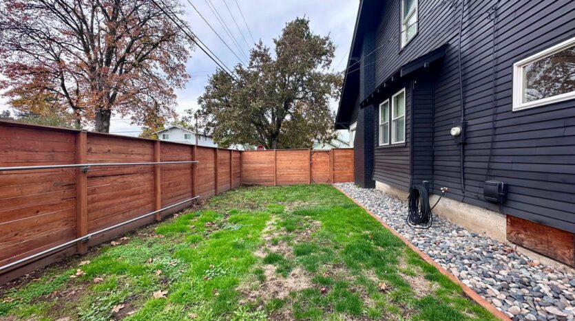 405 E Arlington St.  - Gladstone - Oregon - 4 bed, 2 bath rental property