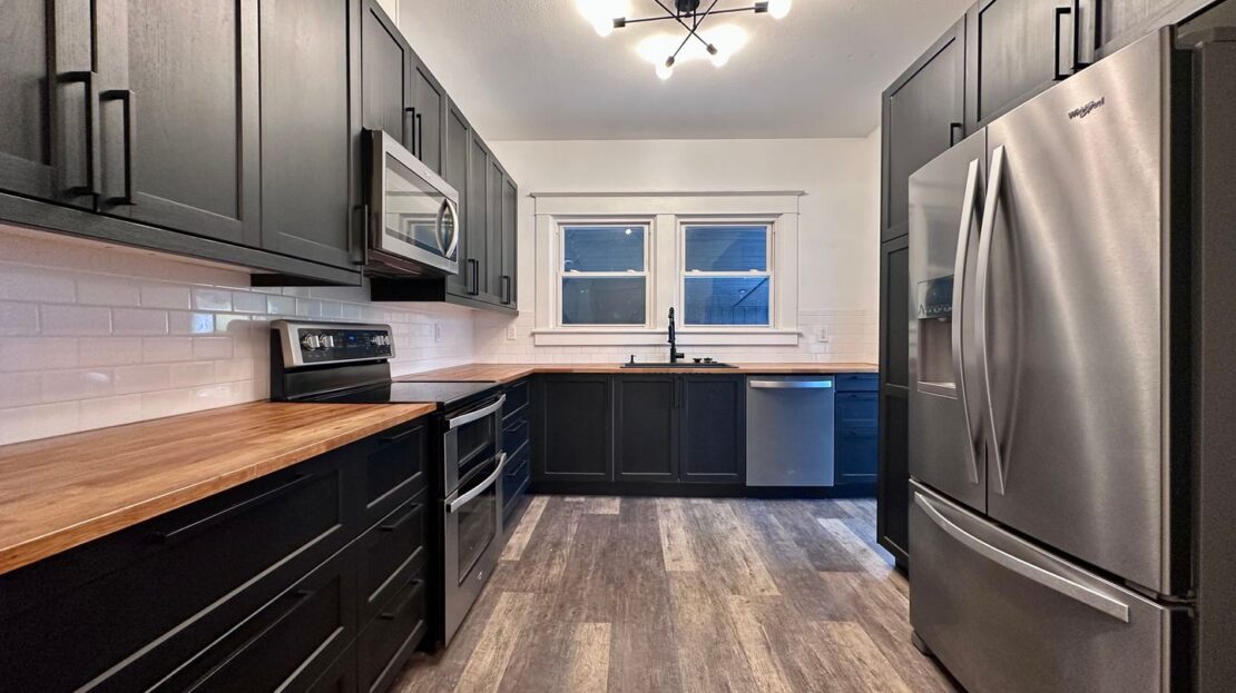 405 E Arlington St.  - Gladstone - Oregon - 4 bed, 2 bath rental property