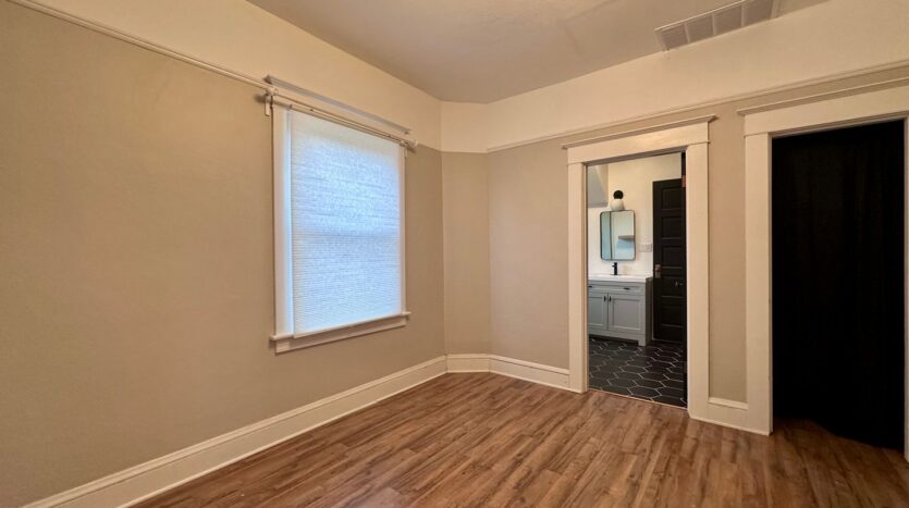 405 E Arlington St.  - Gladstone - Oregon - 4 bed, 2 bath rental property