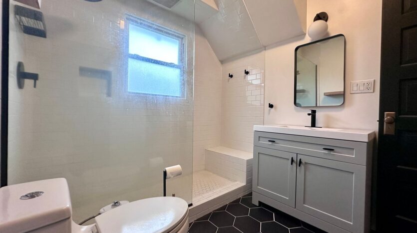 405 E Arlington St.  - Gladstone - Oregon - 4 bed, 2 bath rental property