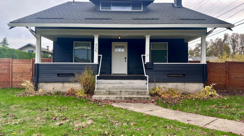 405 E Arlington St.  - Gladstone - Oregon - 4 bed, 2 bath rental property