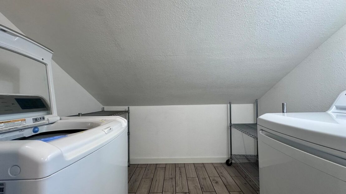 405 E Arlington St.  - Gladstone - Oregon - 4 bed, 2 bath rental property