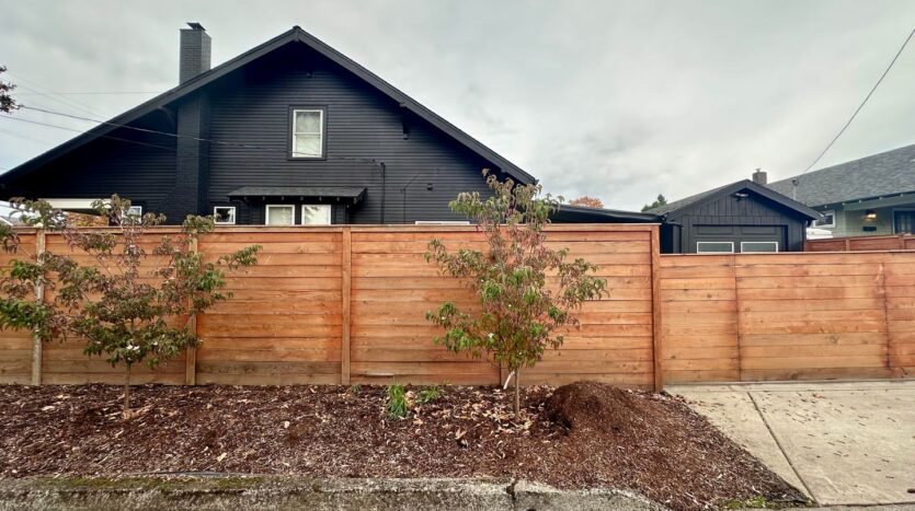 405 E Arlington St.  - Gladstone - Oregon - 4 bed, 2 bath rental property