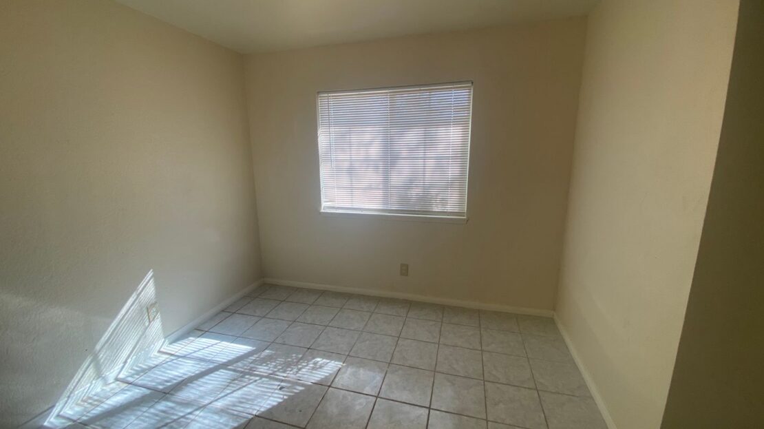 40715 179th St. East - Lancaster - California - 3 bed, 1 bath rental property