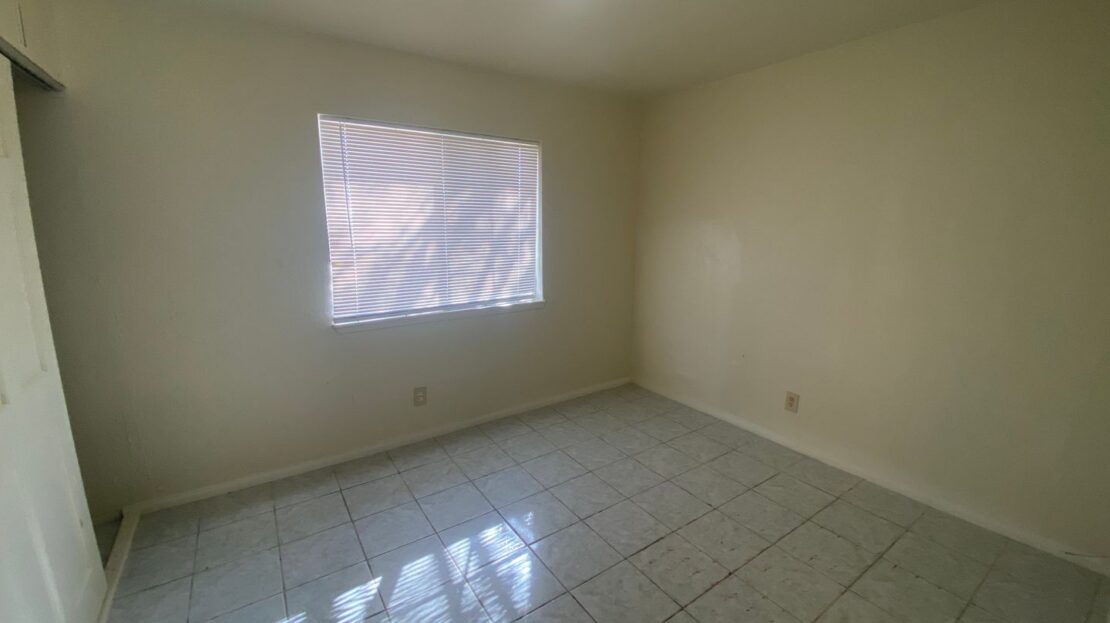 40715 179th St. East - Lancaster - California - 3 bed, 1 bath rental property