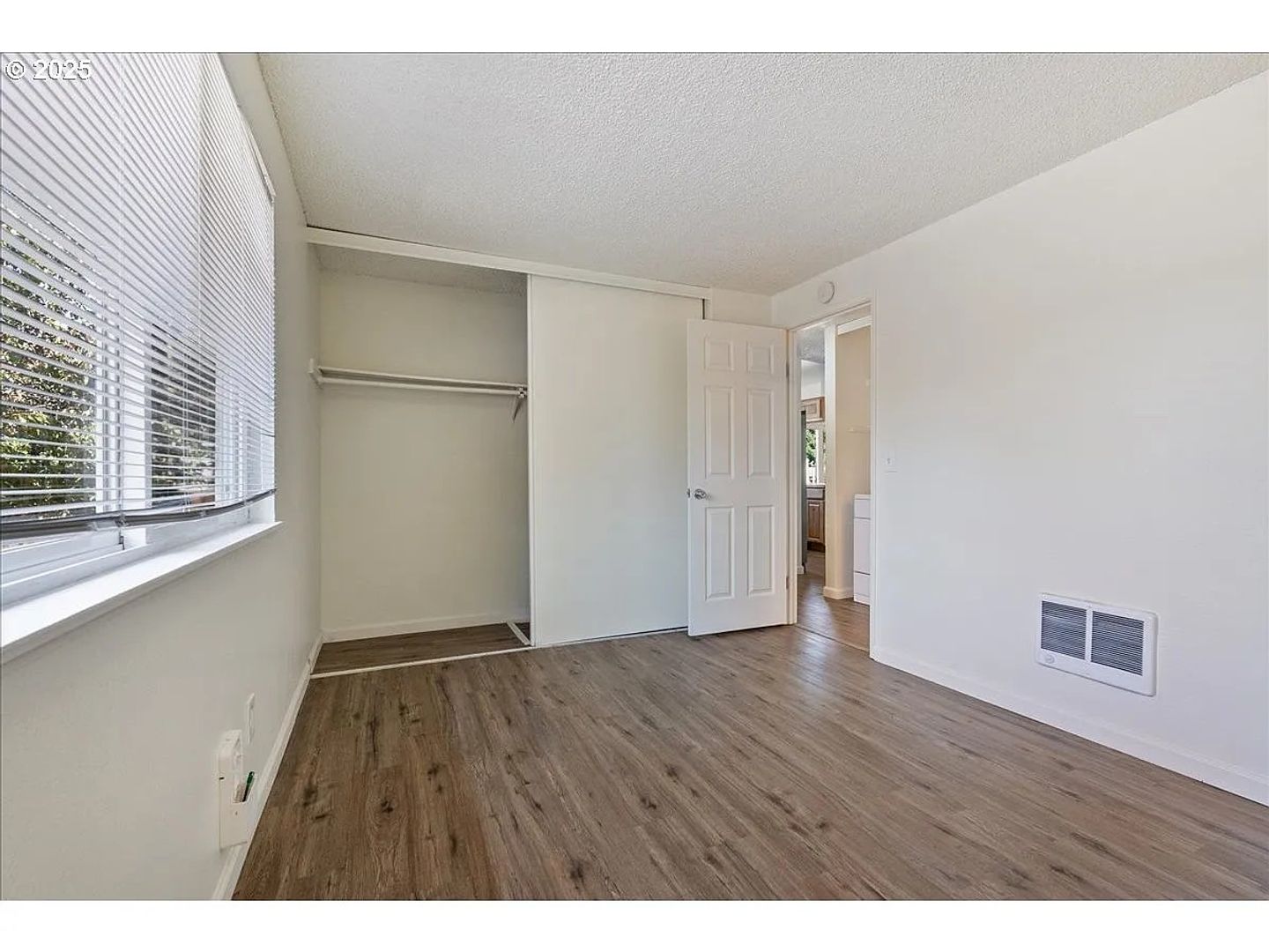 4140 NE 8th St   - Gresham - Oregon - 2 bed, 1 bath rental property