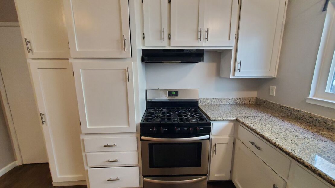 428 Jackson Ave  - Redwood City - California - 3 bed, 2 bath rental property