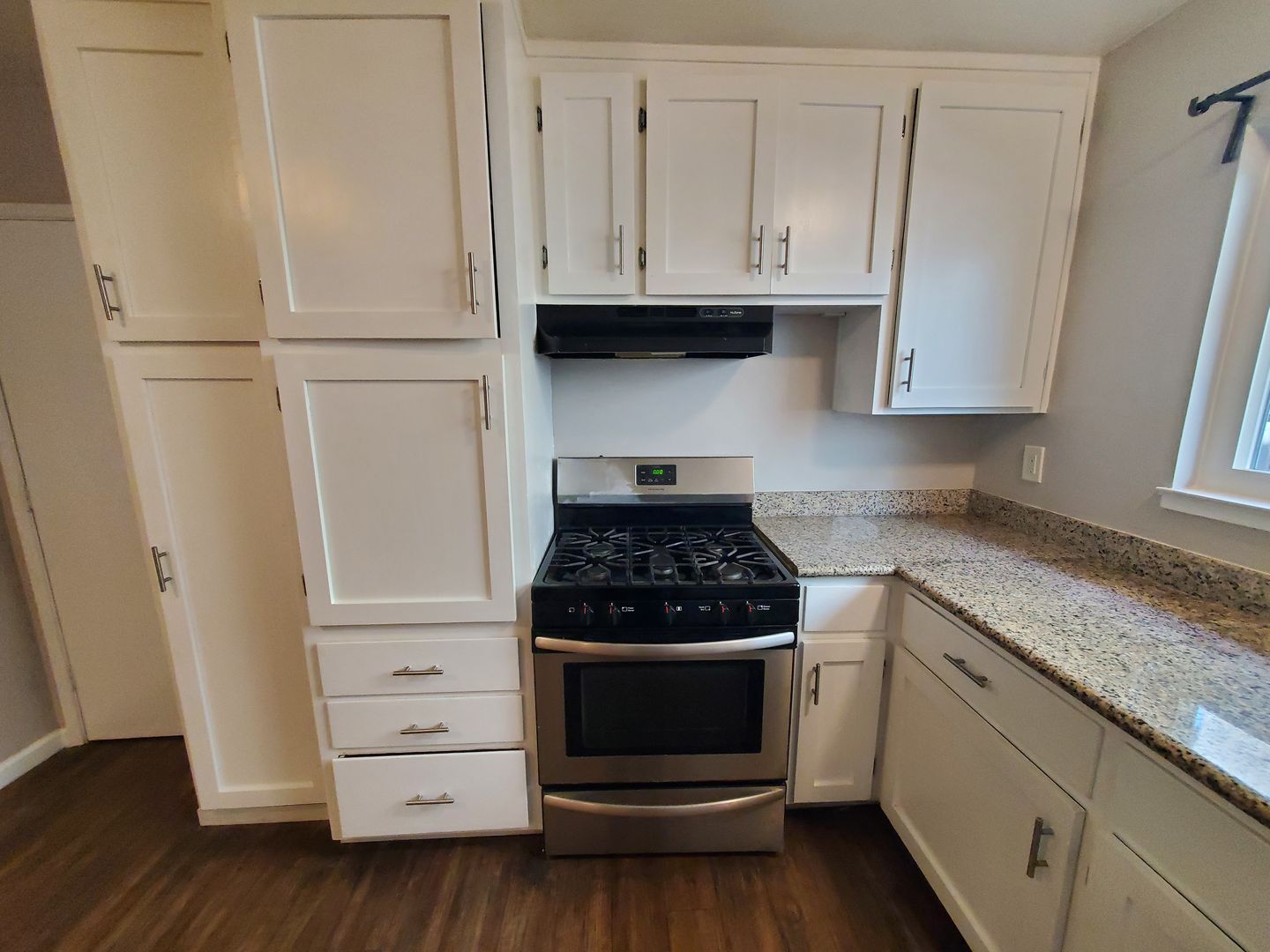 428 Jackson Ave  - Redwood City - California - 3 bed, 2 bath rental property