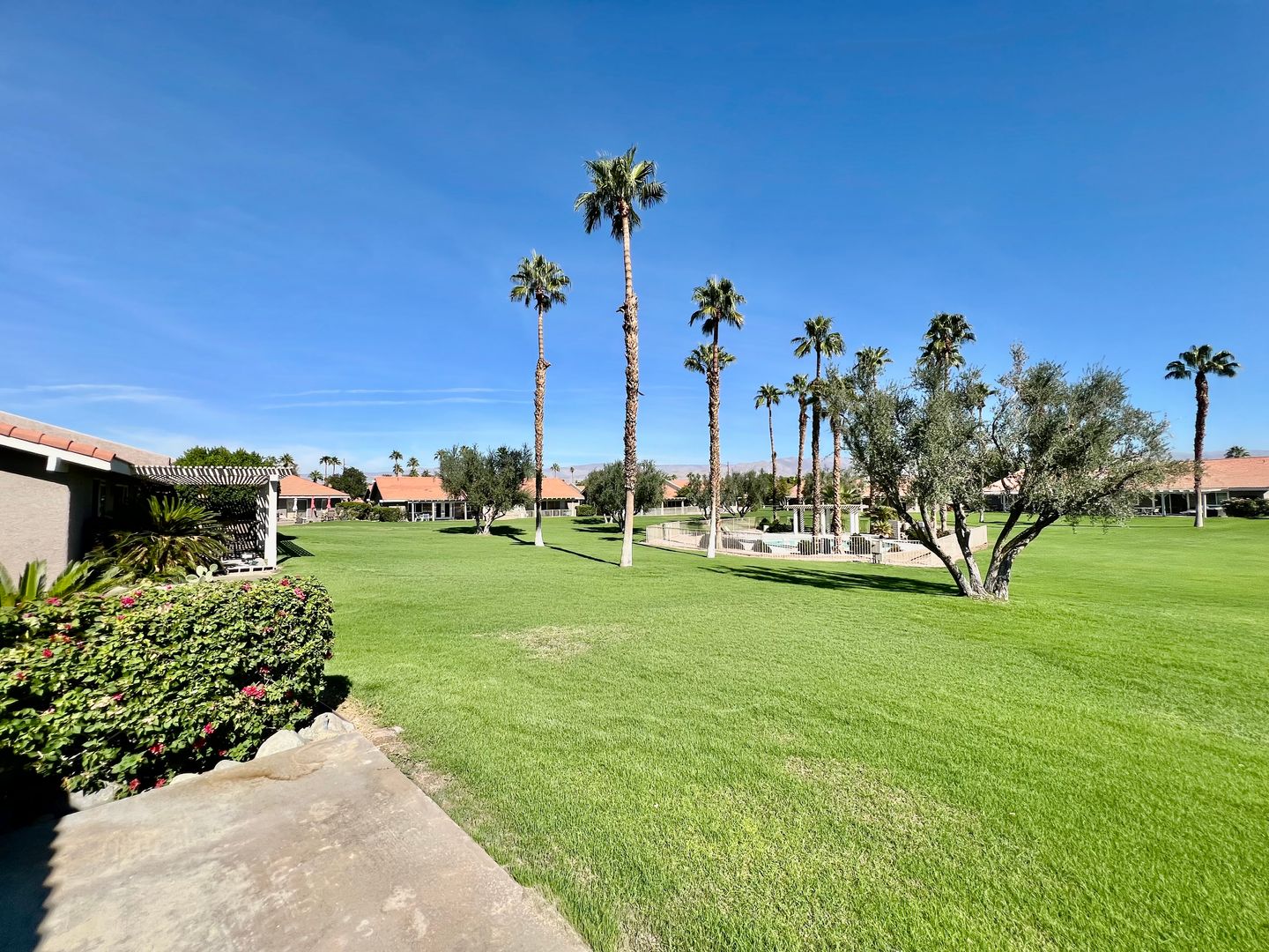44280 E Sundown Crest Drive - La Quinta - California - 2 bed, 3 bath rental property