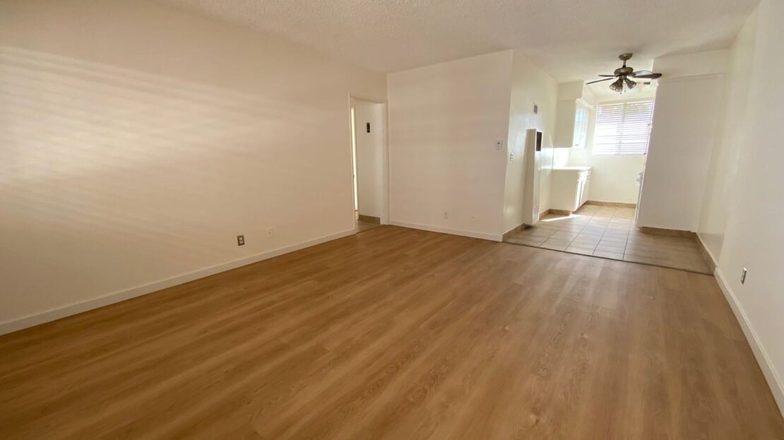 4458 Woodman Avenue #10 - Los Angeles - California - 1 bed, 1 bath rental property