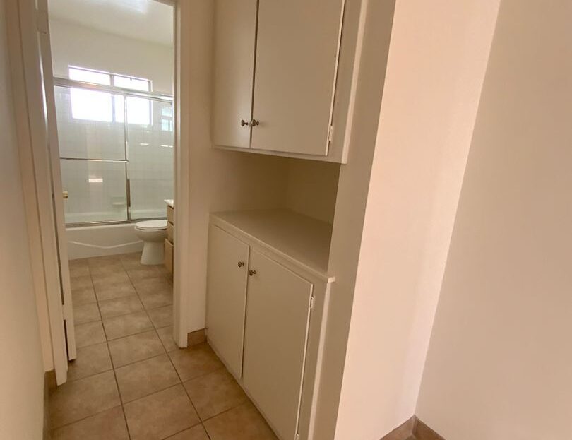 4458 Woodman Avenue #10 - Los Angeles - California - 1 bed, 1 bath rental property