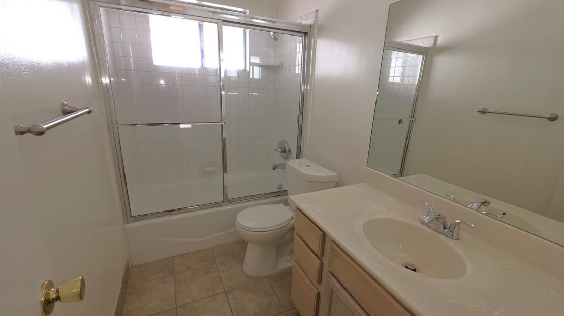 4458 Woodman Avenue #10 - Los Angeles - California - 1 bed, 1 bath rental property