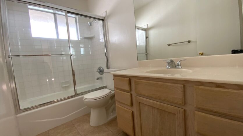 4458 Woodman Avenue #10 - Los Angeles - California - 1 bed, 1 bath rental property