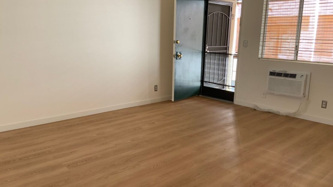 4458 Woodman Avenue #10 - Los Angeles - California - 1 bed, 1 bath rental property