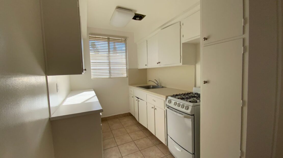 4458 Woodman Avenue #10 - Los Angeles - California - 1 bed, 1 bath rental property