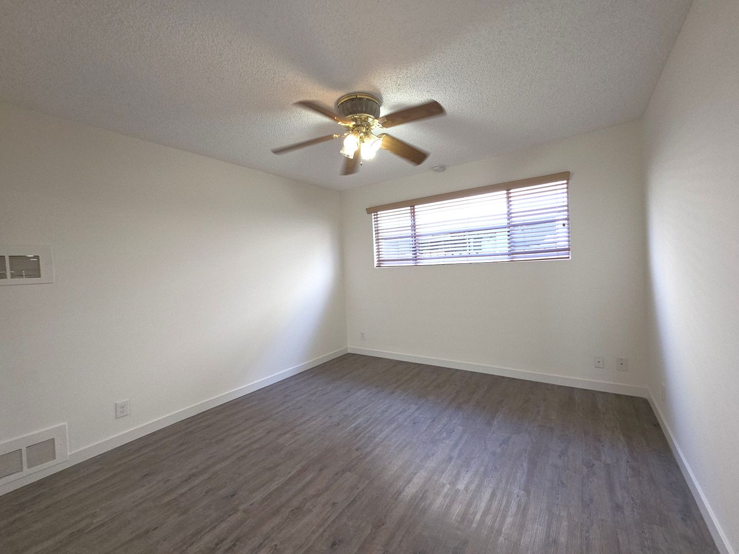 4458 Woodman Avenue  #5 - Los Angeles - California - 1 bed, 1 bath rental property