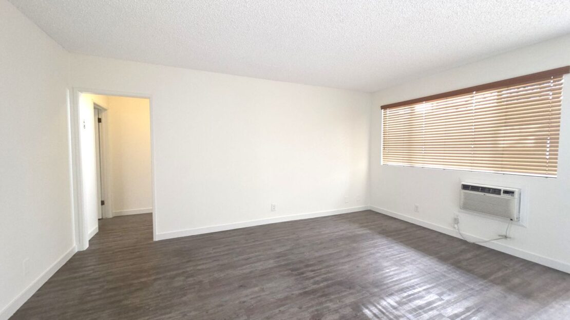 4458 Woodman Avenue  #5 - Los Angeles - California - 1 bed, 1 bath rental property
