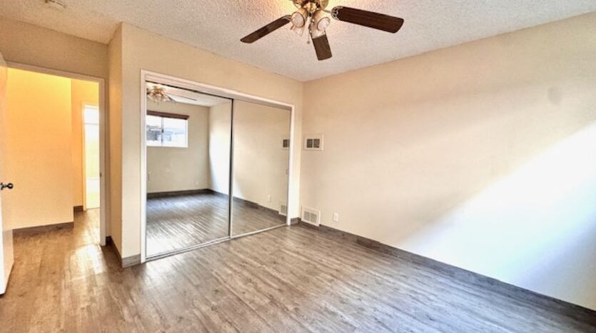 4458 Woodman Avenue - Los Angeles - California - 1 bed, 1 bath rental property
