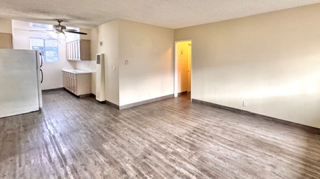 4458 Woodman Avenue - Los Angeles - California - 1 bed, 1 bath rental property