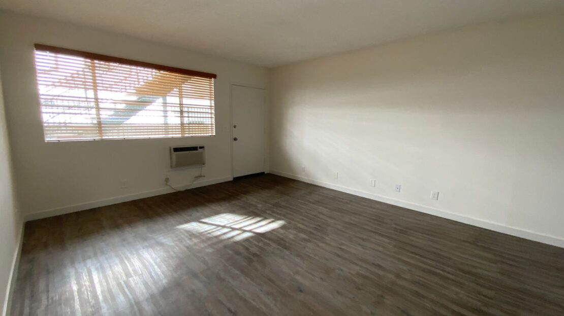 4458 Woodman Avenue  Unit #5 - Los Angeles - California - 1 bed, 1 bath rental property