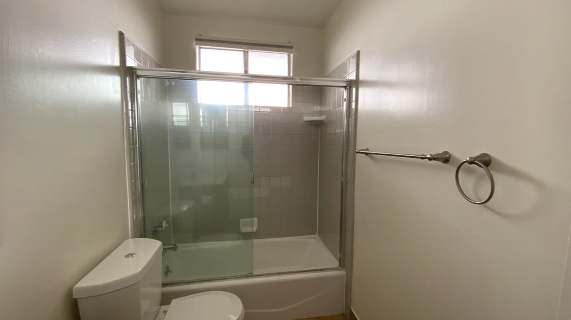 4458 Woodman Avenue  Unit #5 - Los Angeles - California - 1 bed, 1 bath rental property