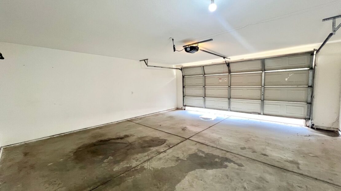 44840 Ramona Ave - Palm Desert - California - 3 bed, 2 bath rental property