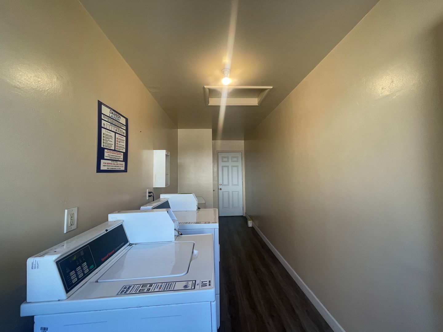 460 S. Buena Vista Avenue - San Jose - California - 1 bed, 1 bath rental property