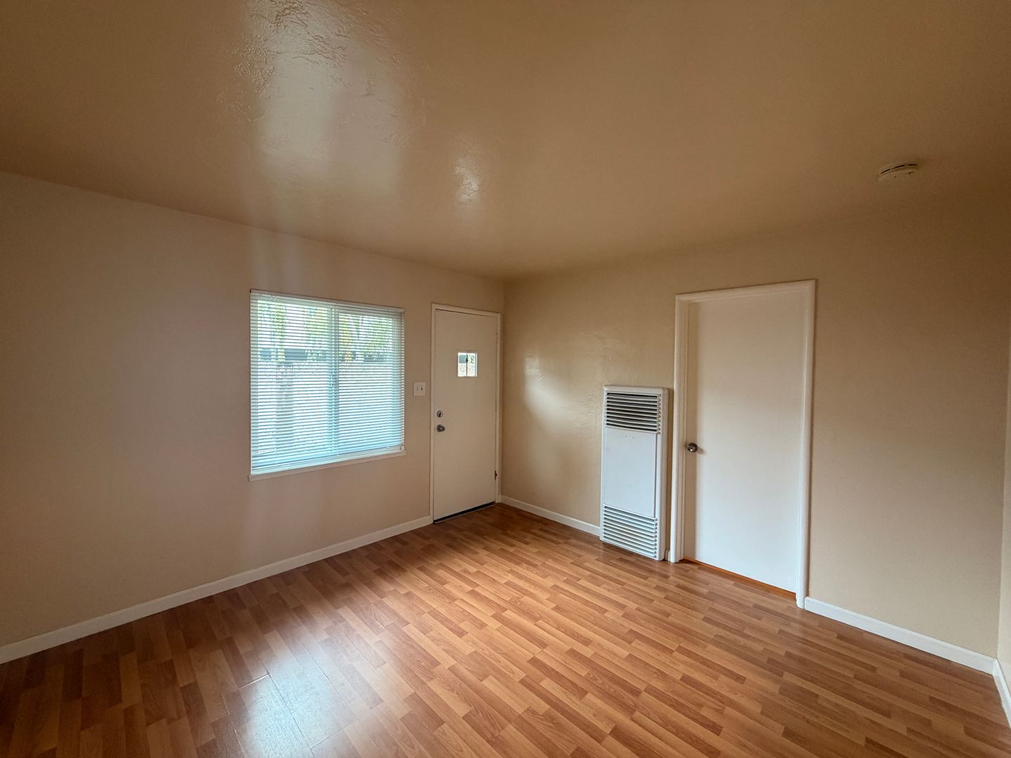 460 S. Buena Vista Avenue - San Jose - California - 1 bed, 1 bath rental property