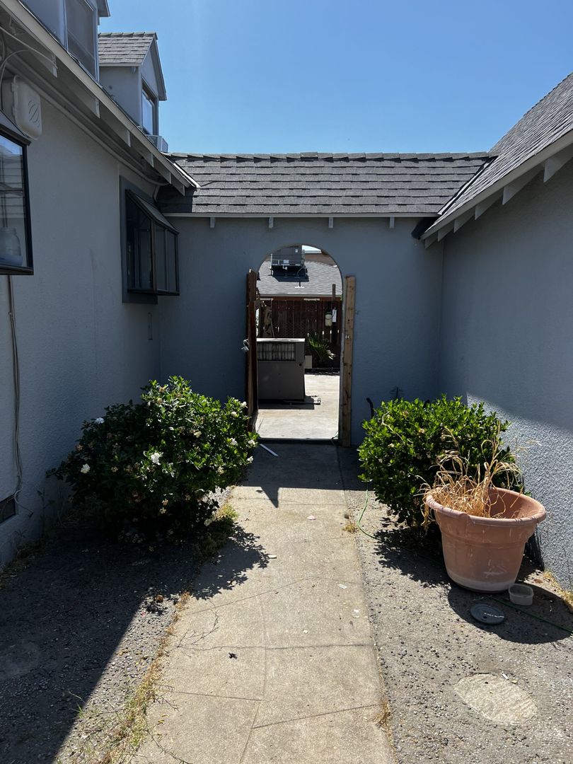 4745 E. Illinois Ave. - Fresno - California - 3 bed, 2 bath rental property