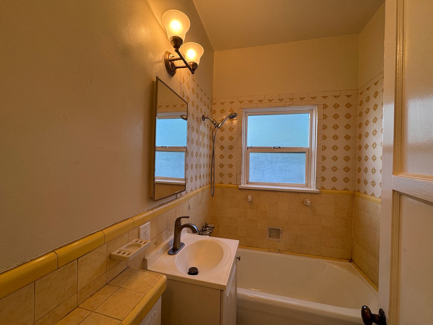 510 Upas St #6 - San Diego - California - 1 bed, 1 bath rental property