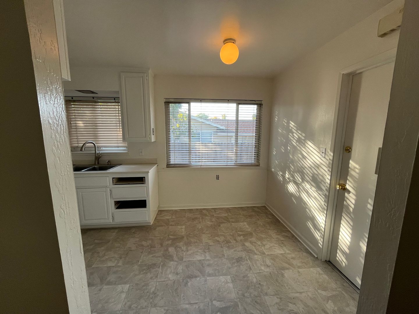 5104 Atlanta Way - Sacramento - California - 3 bed, 2 bath rental property