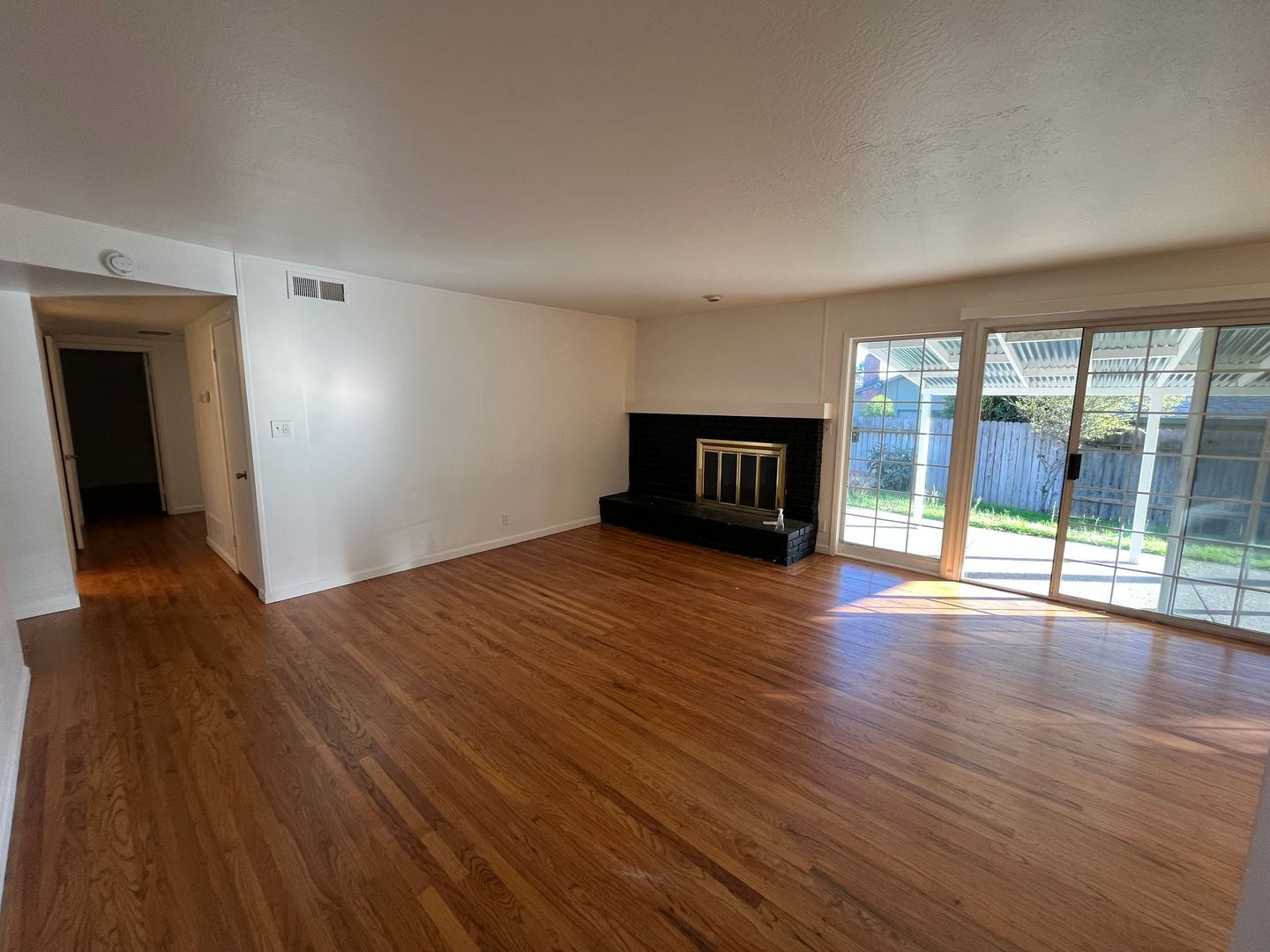 5104 Atlanta Way - Sacramento - California - 3 bed, 2 bath rental property