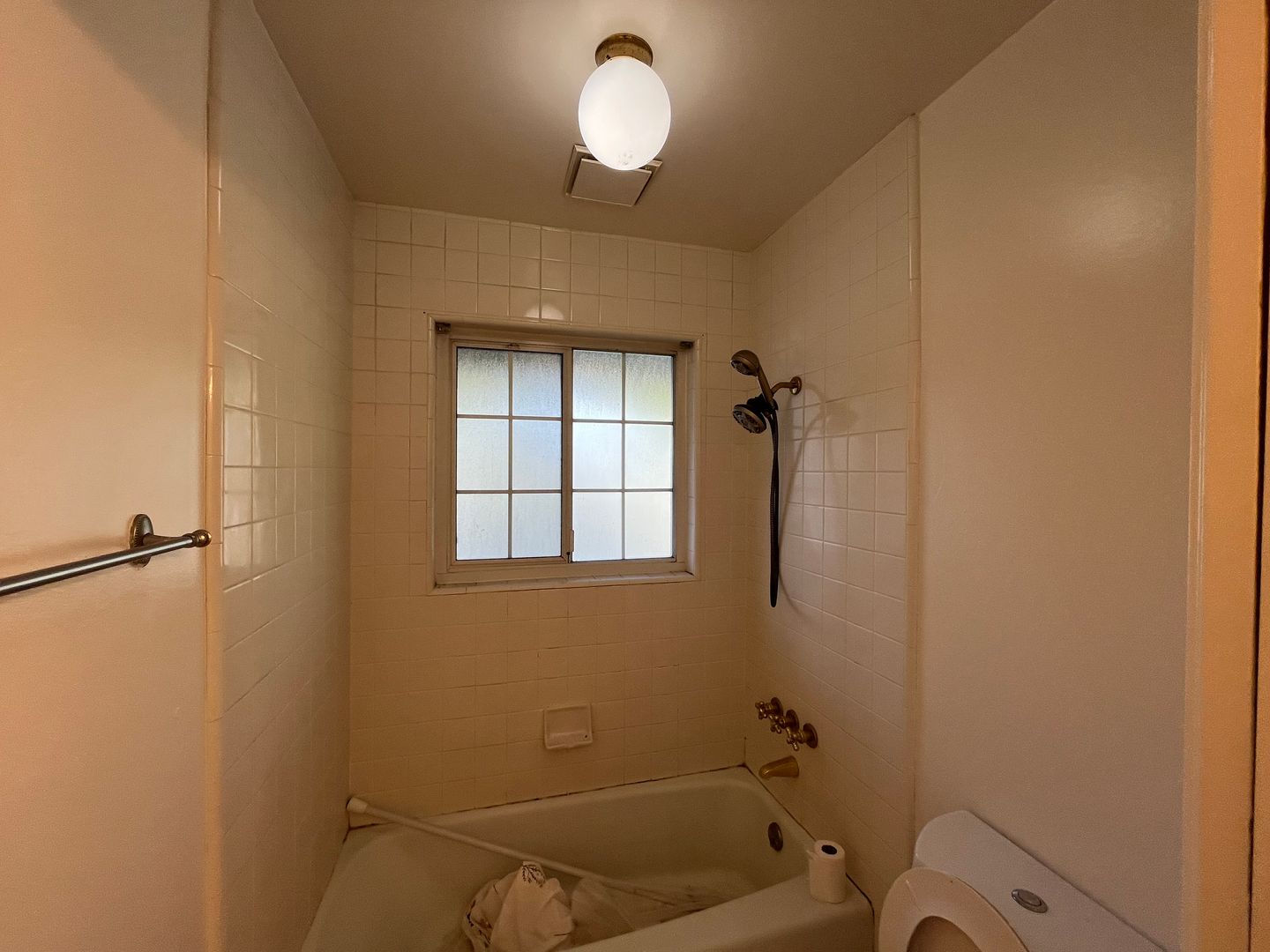 5104 Atlanta Way - Sacramento - California - 3 bed, 2 bath rental property