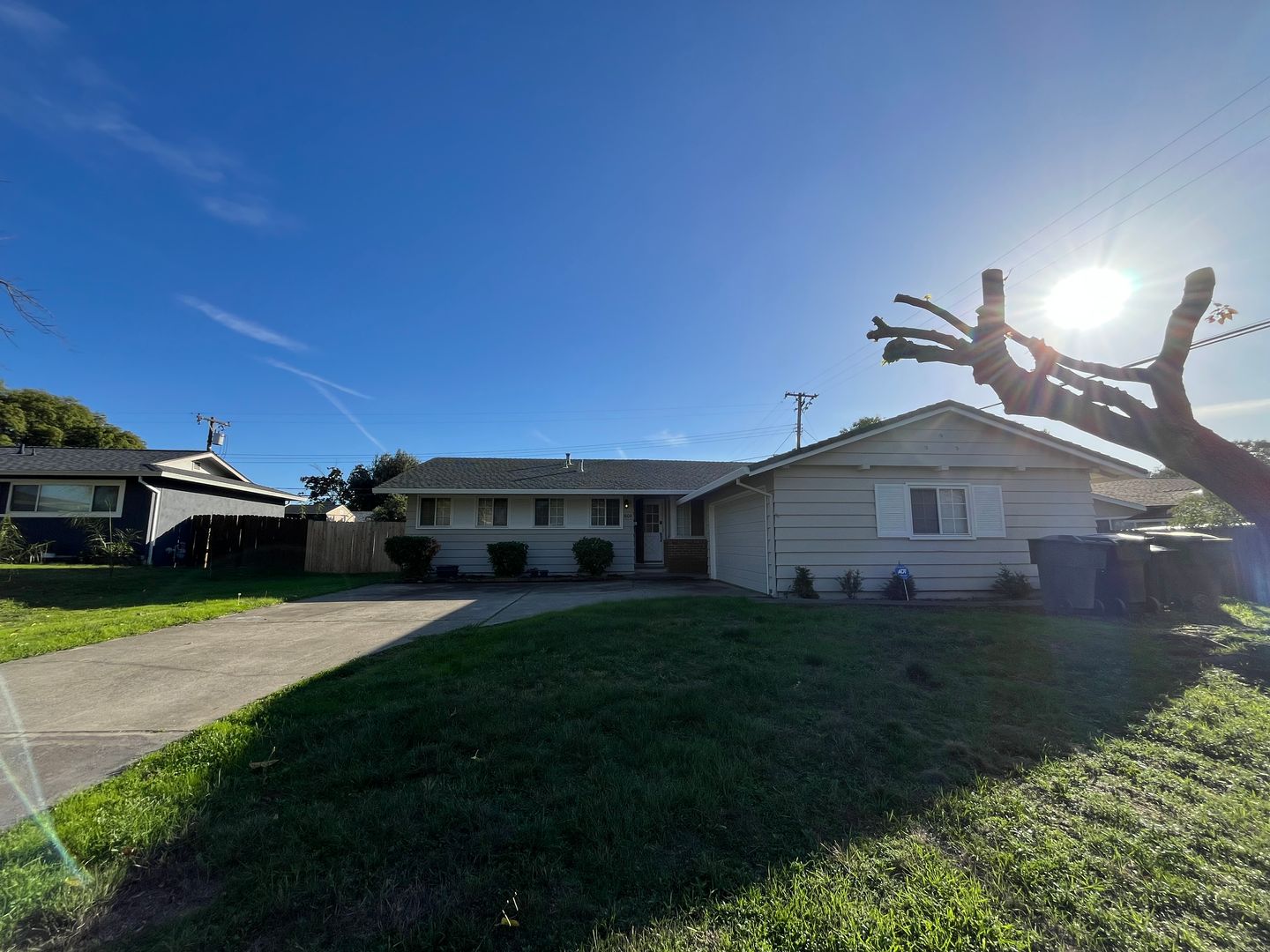 5104 Atlanta Way - Sacramento - California - 3 bed, 2 bath rental property