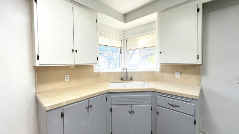 5172 Wroxton Dr - Riverside - California - 4 bed, 2 bath rental property