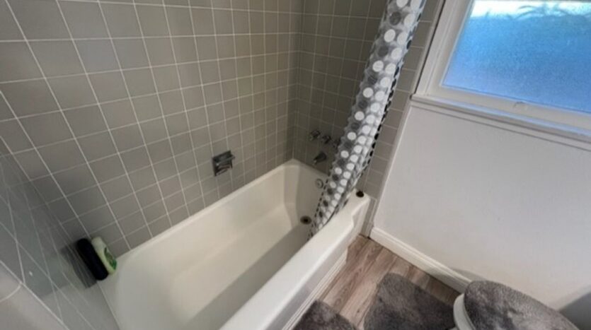 5172 Wroxton Dr - Riverside - California - 4 bed, 2 bath rental property