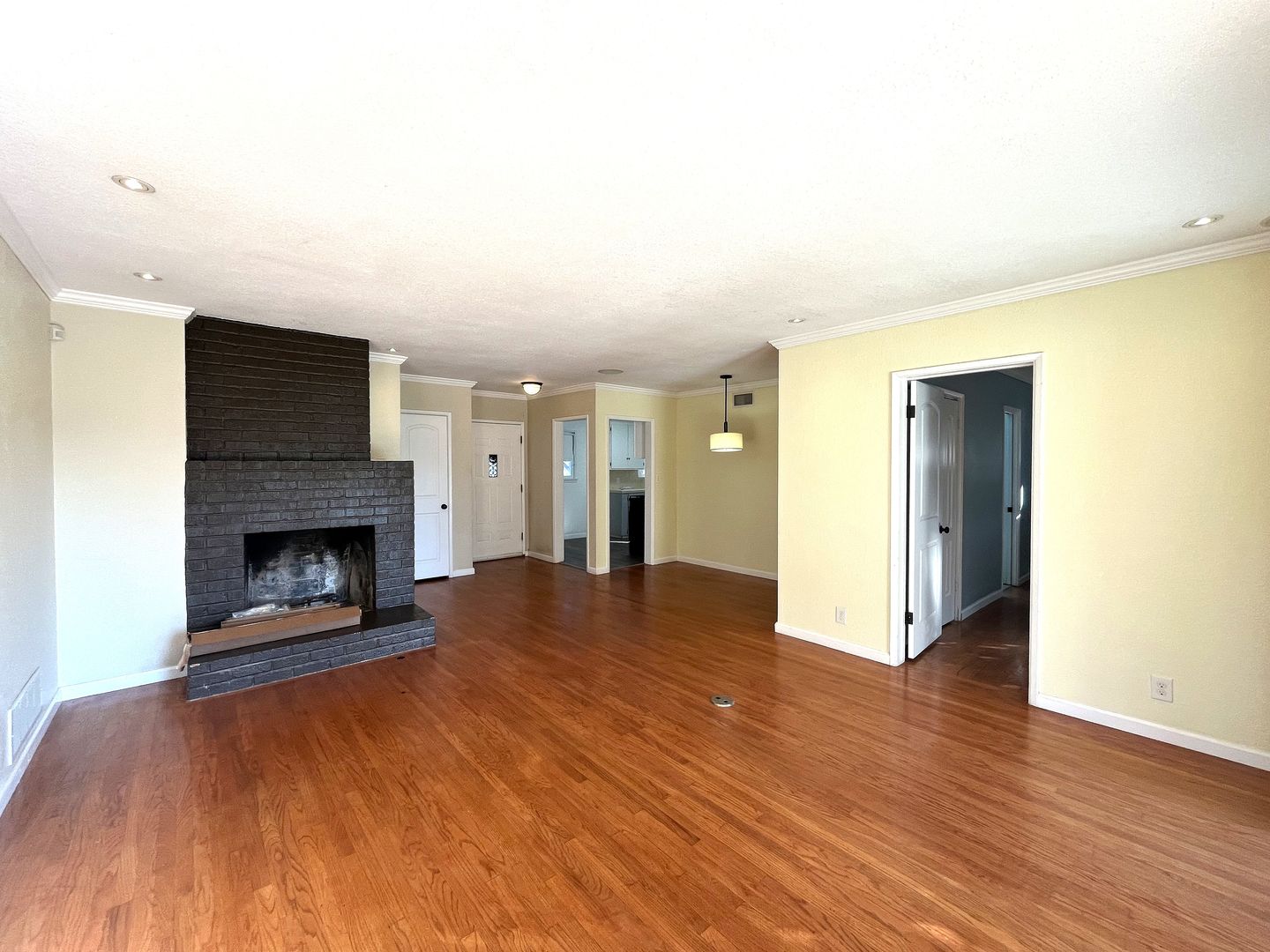 5172 Wroxton Dr - Riverside - California - 4 bed, 2 bath rental property