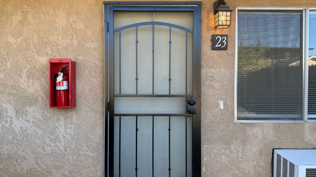 524 E. Ave Q12 - Unit 23 - Palmdale - California - 2 bed, 1 bath rental property