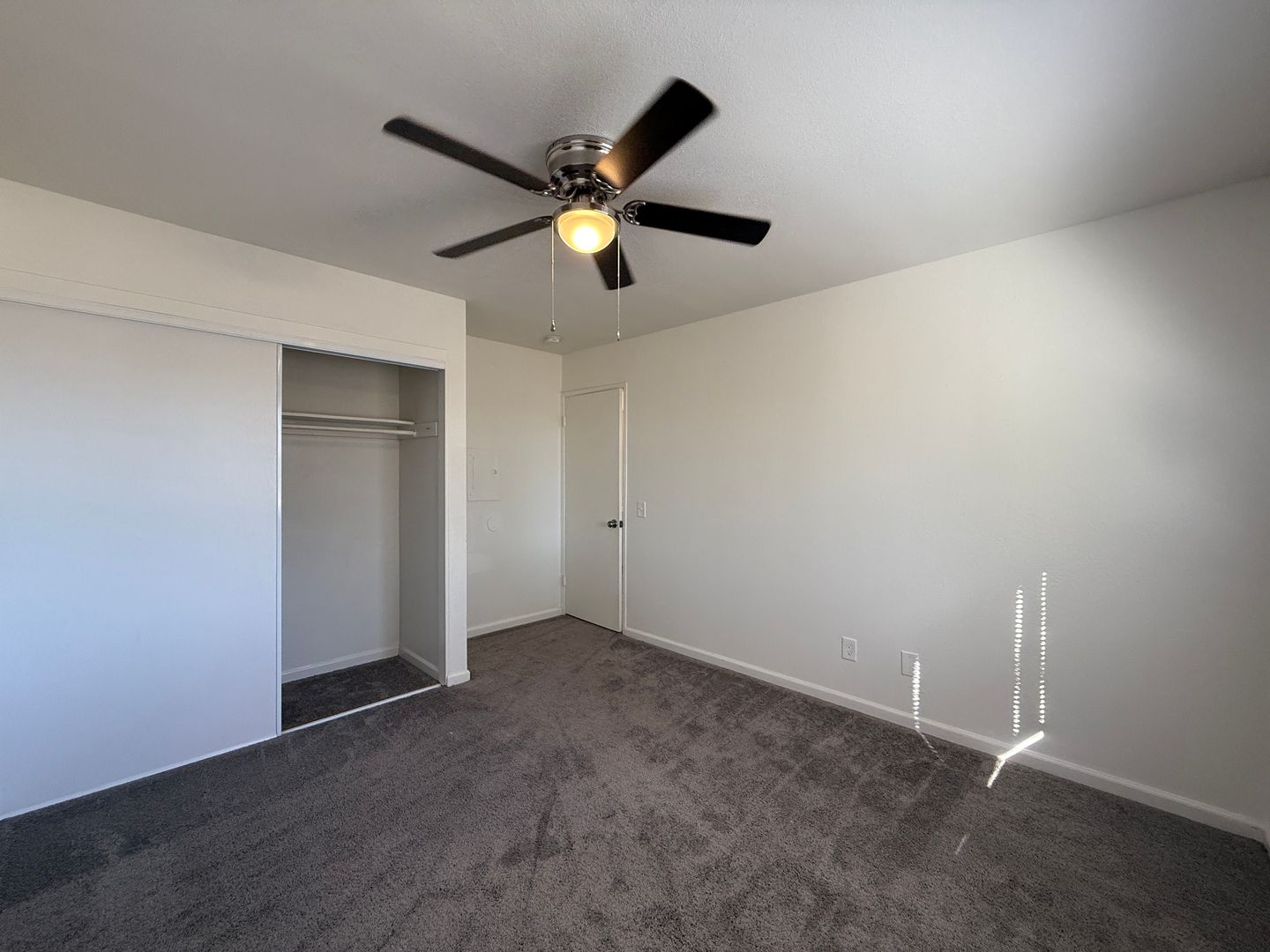 524 E. Ave Q12 - Unit 26 - Palmdale - California - 2 bed, 1 bath rental property