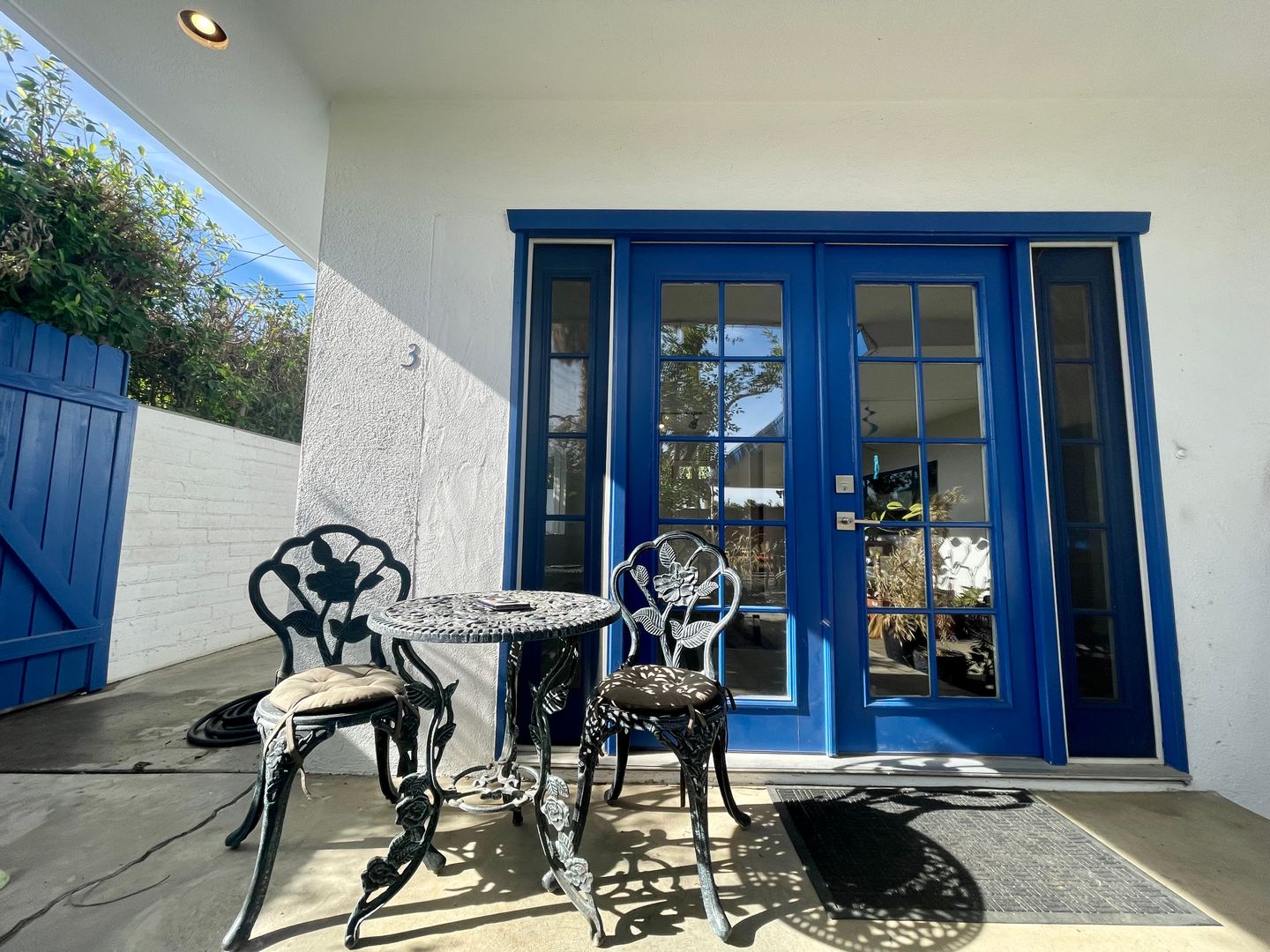 529 South Calle Abronia  - Unit 3 - Palm Springs - California - 1 bed, 1 bath rental property