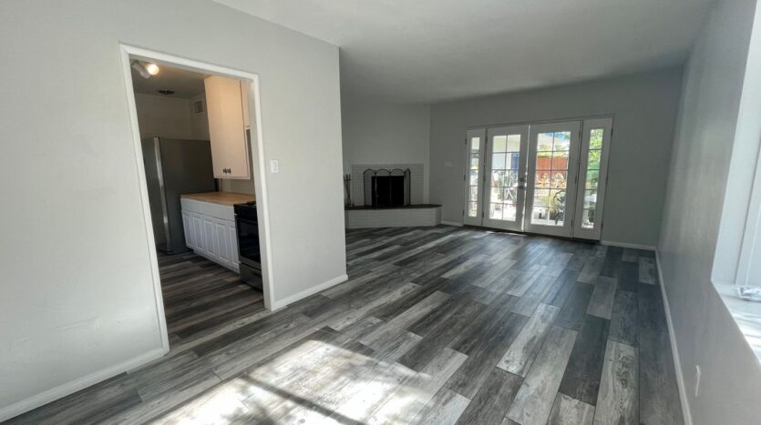 529 South Calle Abronia  - Unit 3 - Palm Springs - California - 1 bed, 1 bath rental property