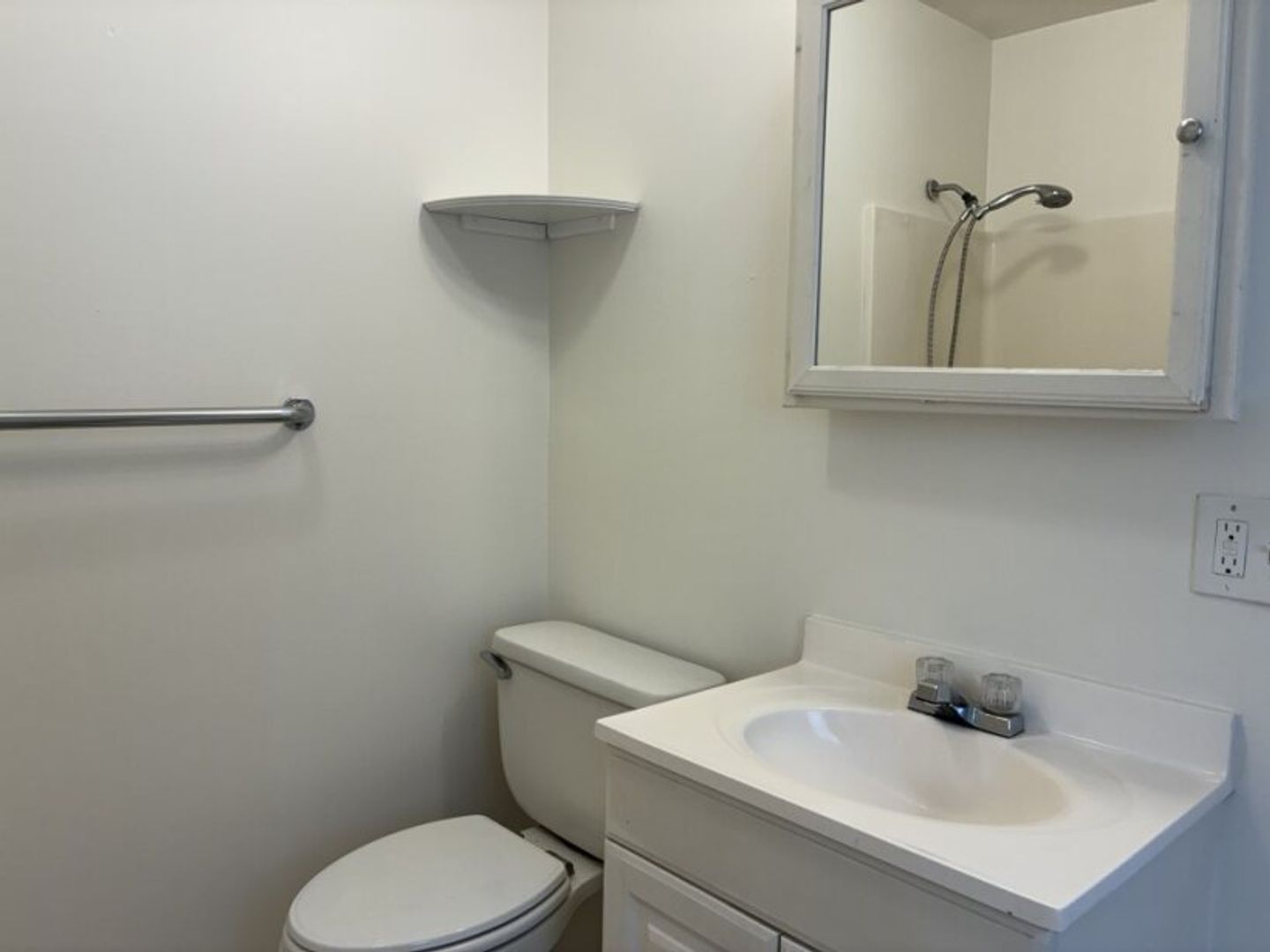 55820B Santa Fe Trl - Yucca Valley - California - 1 bed, 1 bath rental property